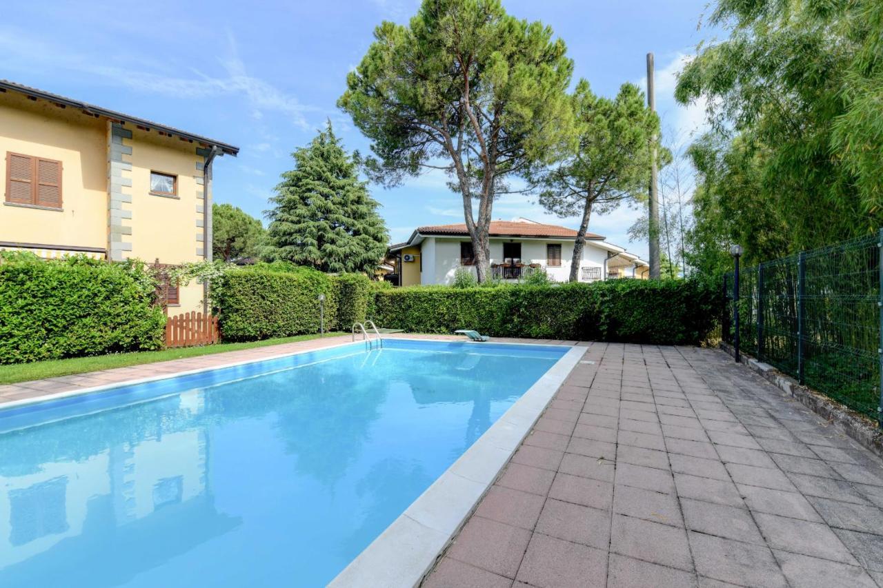 Bell'Italia Holiday Apartment Peschiera Peschiera del Garda Esterno foto