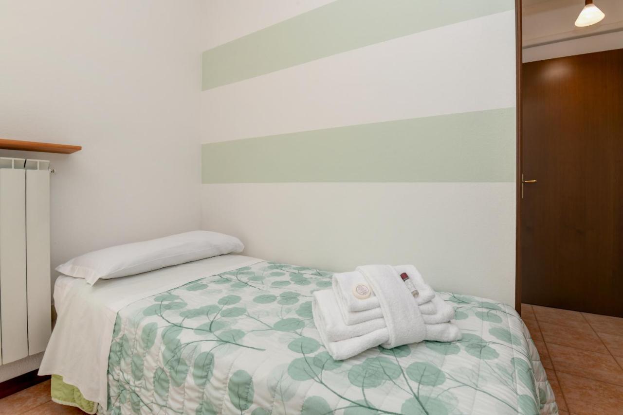 Bell'Italia Holiday Apartment Peschiera Peschiera del Garda Esterno foto