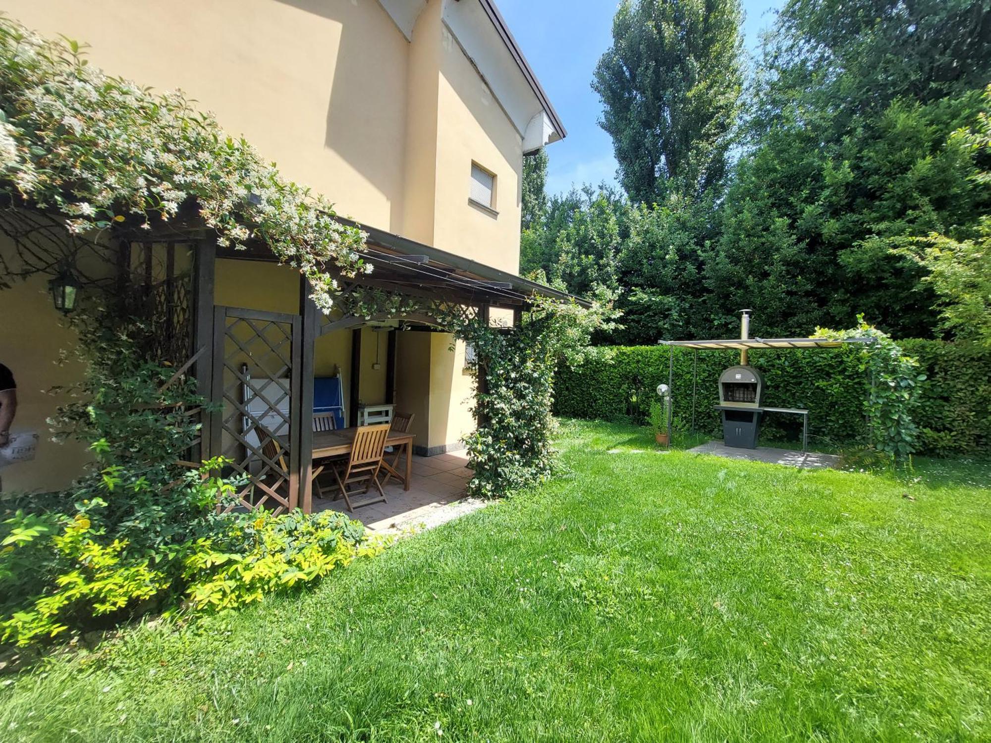 Bell'Italia Holiday Apartment Peschiera Peschiera del Garda Esterno foto
